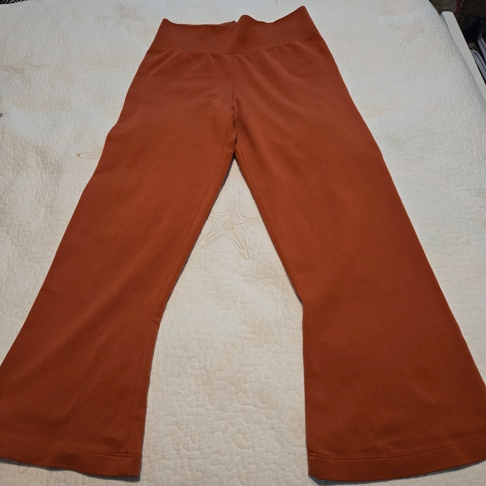 Nike Chill Flare Pants Womens XL Burnt Orange Ribbed Knit High Rise